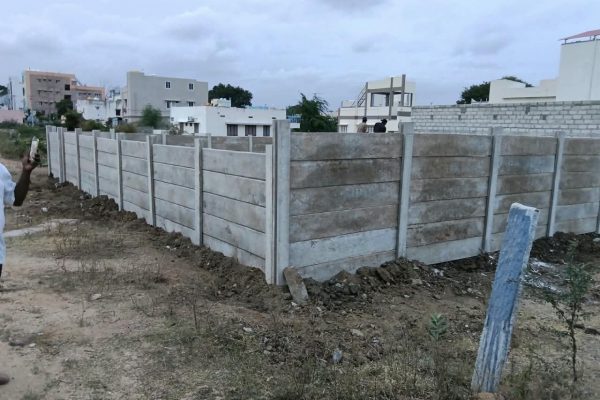 3 blurred preview photos — full photos on the property page
